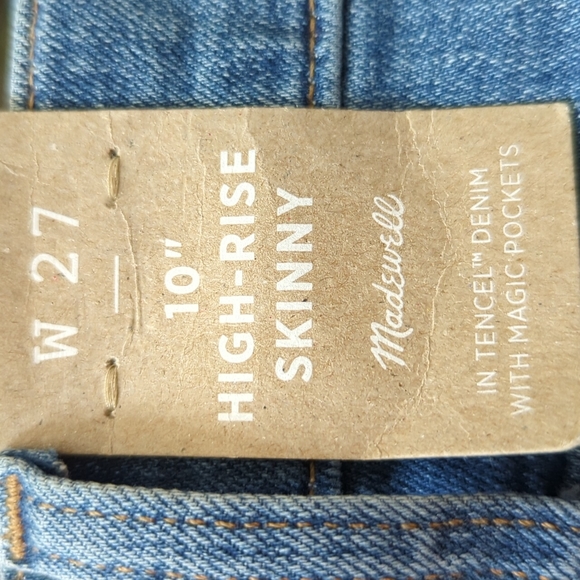 Madewell 10" High Rise Skinny Jeans - Picture 15 of 16